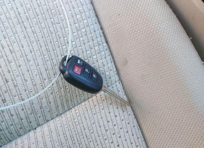 Photo 11 of 2013 Toyota Camry LE (VIN 4T1BF1FK4DU701897)