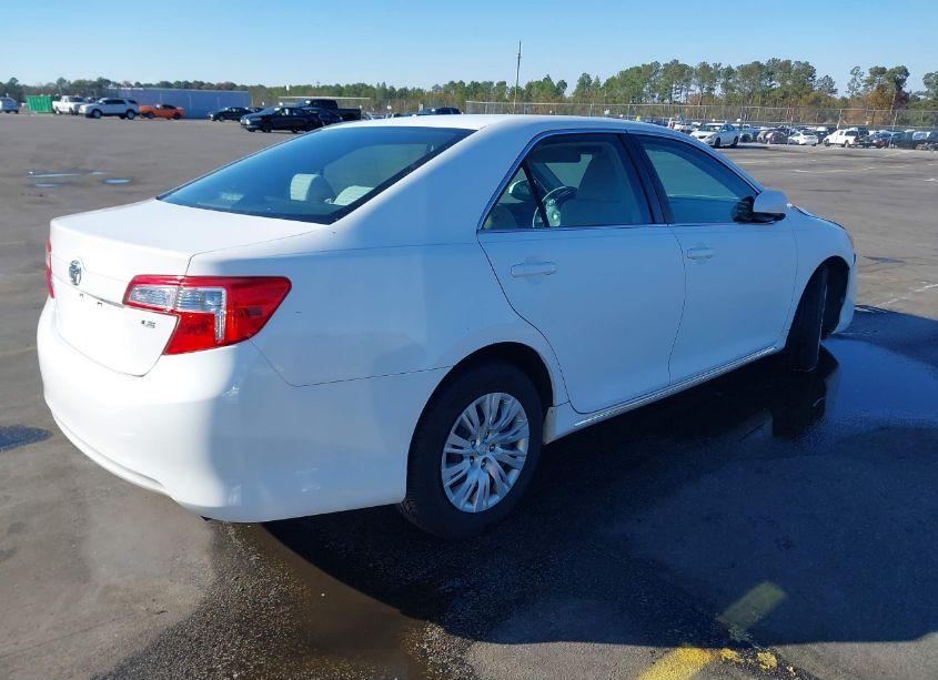 Photo 4 of 2013 Toyota Camry LE (VIN 4T1BF1FK4DU701897)