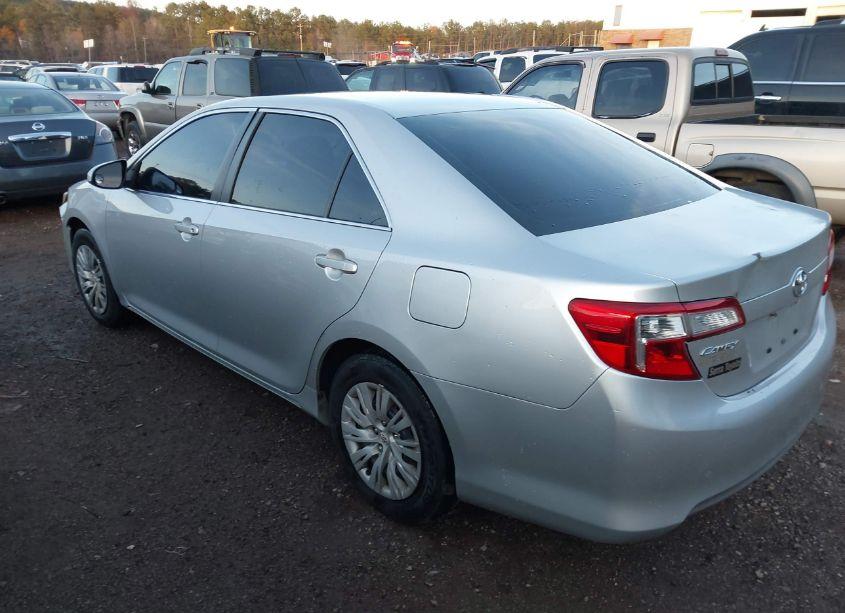 Photo 3 of 2013 Toyota Camry LE (VIN 4T1BF1FK4DU704766)