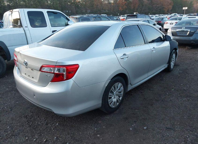 Photo 4 of 2013 Toyota Camry LE (VIN 4T1BF1FK4DU704766)