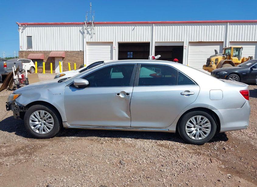 Photo 14 of 2013 Toyota Camry LE (VIN 4T1BF1FK4DU723429)