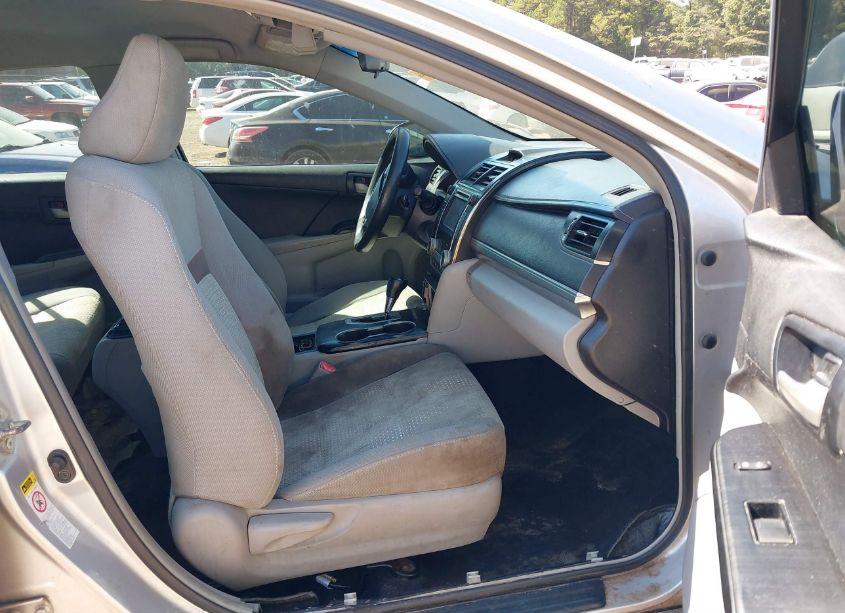 Photo 5 of 2013 Toyota Camry LE (VIN 4T1BF1FK4DU723429)