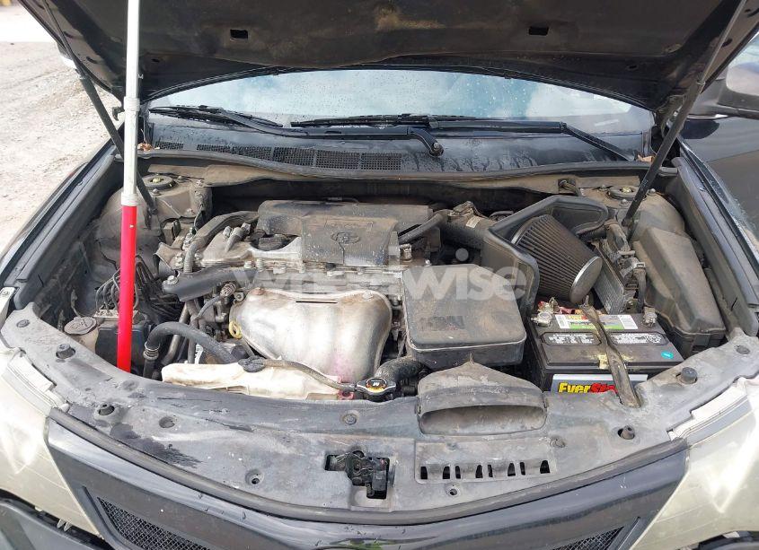 Photo 10 of 2014 Toyota Camry SE (VIN 4T1BF1FK4EU303980)