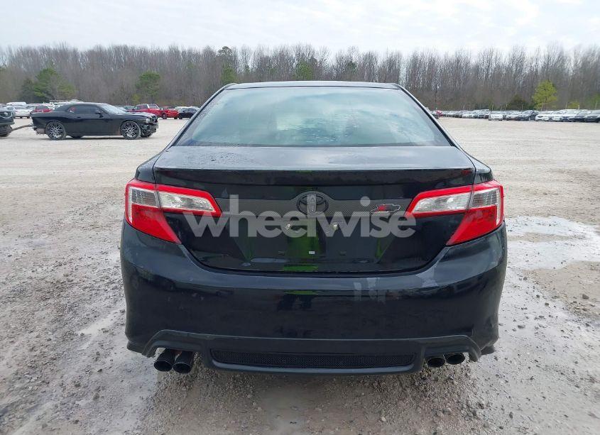 Photo 16 of 2014 Toyota Camry SE (VIN 4T1BF1FK4EU303980)