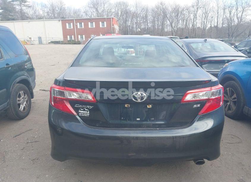 Photo 16 of 2014 Toyota Camry SE (VIN 4T1BF1FK4EU305194)