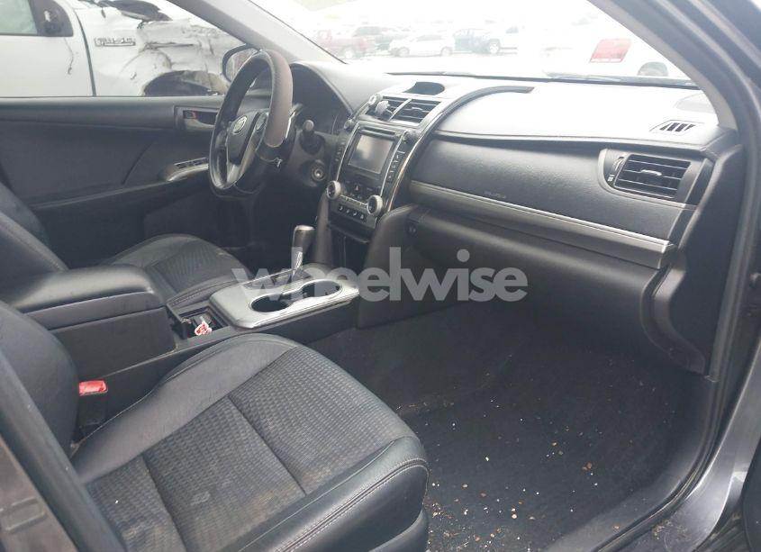 Photo 5 of 2014 Toyota Camry SE (VIN 4T1BF1FK4EU330998)