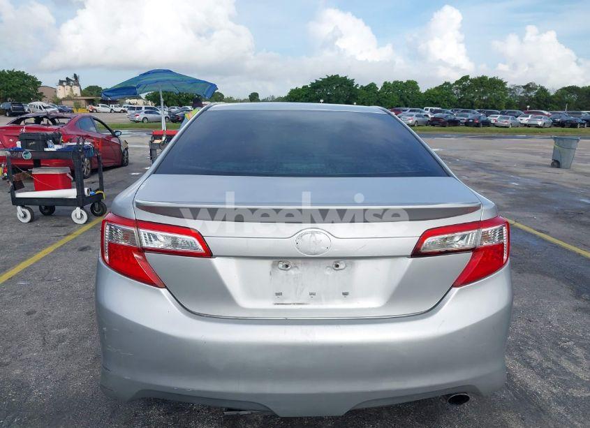 Photo 16 of 2014 Toyota Camry SE (VIN 4T1BF1FK4EU346120)