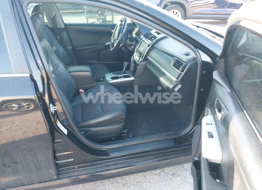 Photo 5 of 2014 Toyota Camry SE (VIN 4T1BF1FK4EU348787)