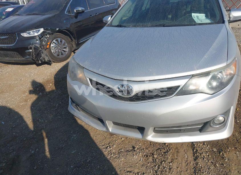 Photo 12 of 2014 Toyota Camry SE (VIN 4T1BF1FK4EU373057)