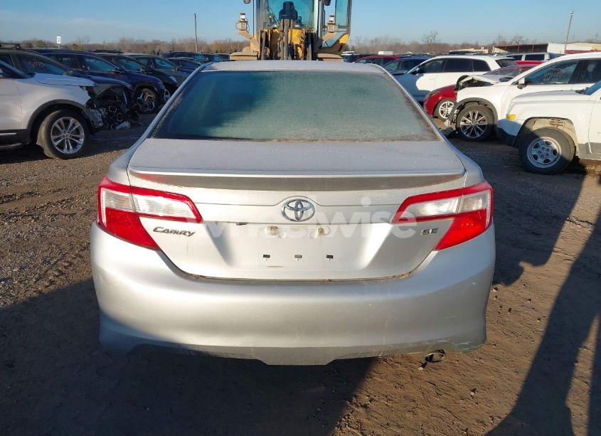 Photo 16 of 2014 Toyota Camry SE (VIN 4T1BF1FK4EU373057)