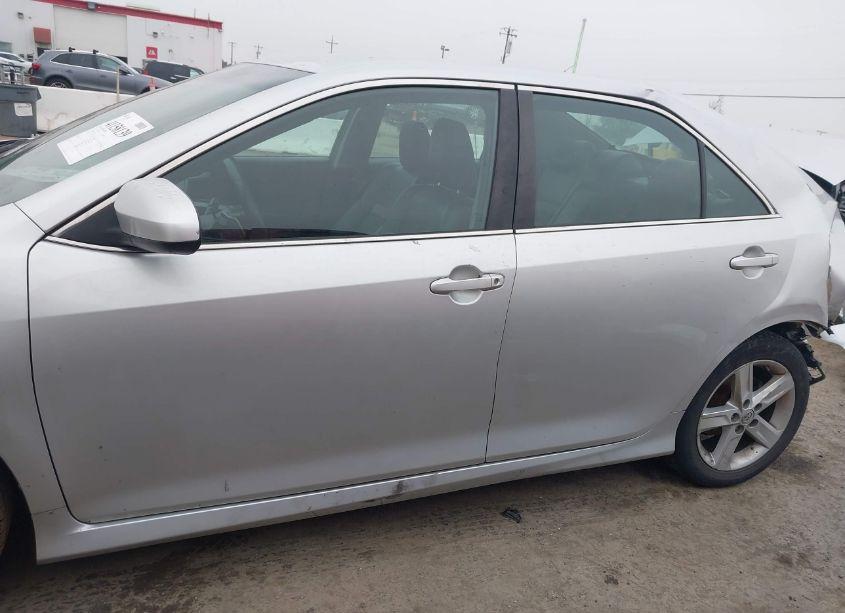 Photo 15 of 2014 Toyota Camry SE (VIN 4T1BF1FK4EU377867)