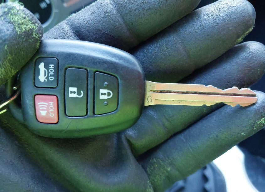 Photo 11 of 2014 Toyota Camry SE (VIN 4T1BF1FK4EU387573)