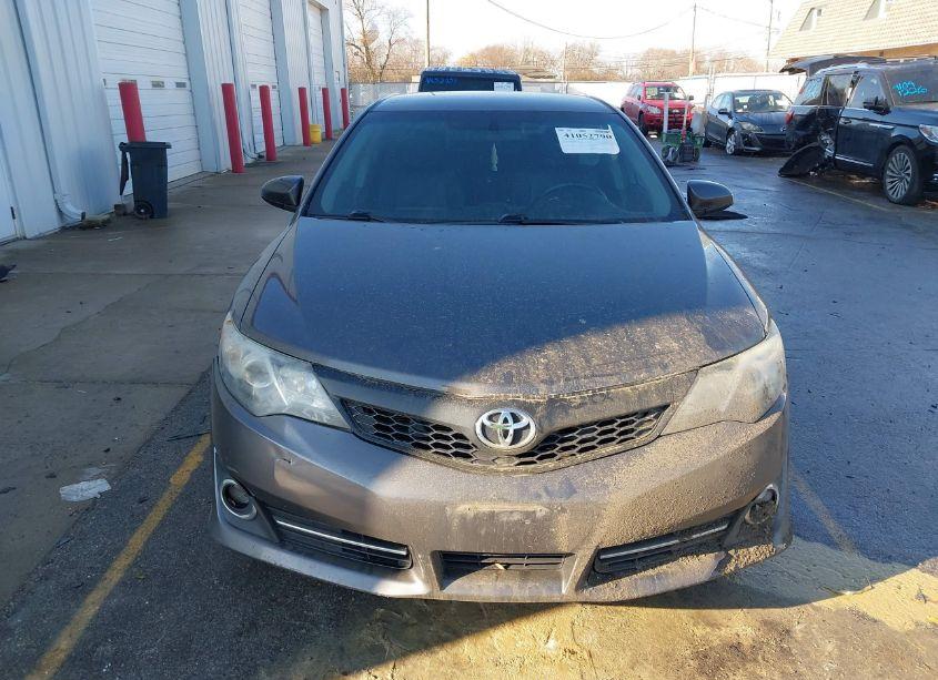 Photo 12 of 2014 Toyota Camry SE (VIN 4T1BF1FK4EU387573)