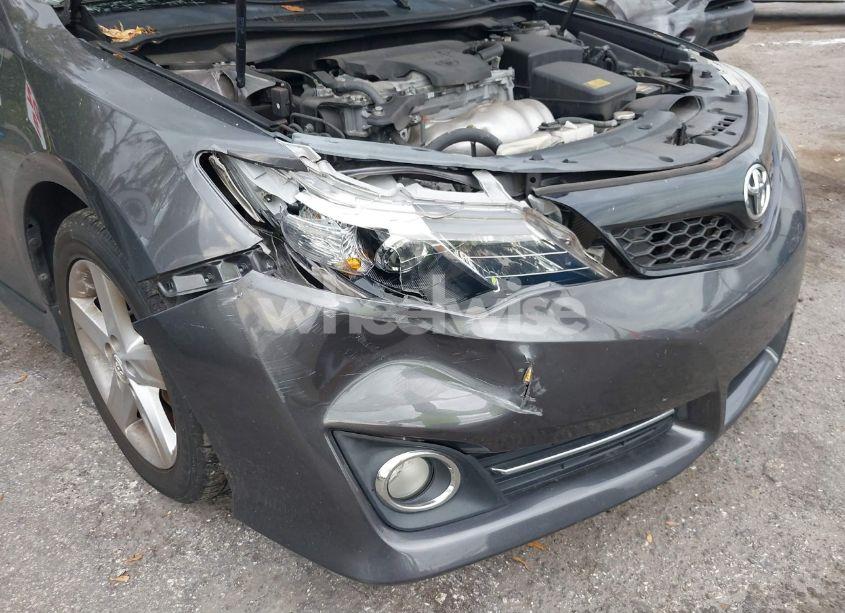 Photo 6 of 2014 Toyota Camry SE (VIN 4T1BF1FK4EU393132)