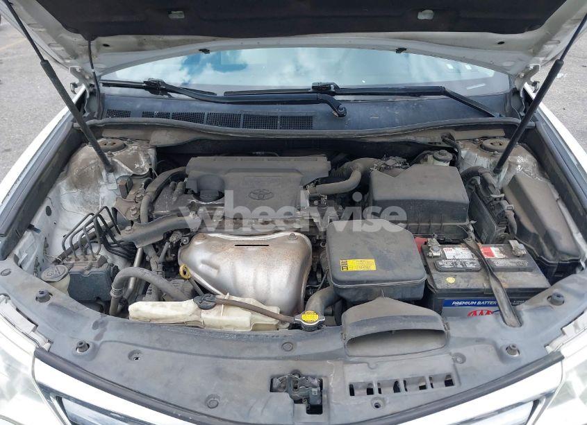 Photo 10 of 2014 Toyota Camry LE (VIN 4T1BF1FK4EU403013)