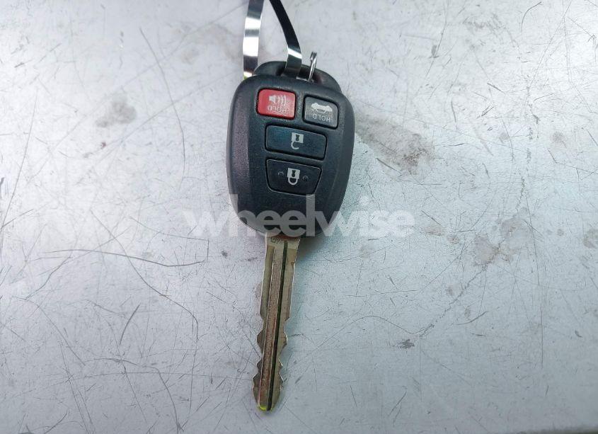 Photo 11 of 2014 Toyota Camry LE (VIN 4T1BF1FK4EU403013)