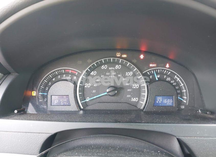 Photo 7 of 2014 Toyota Camry LE (VIN 4T1BF1FK4EU403013)