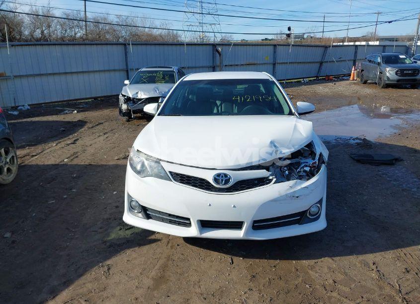 Photo 12 of 2014 Toyota Camry SE (VIN 4T1BF1FK4EU416330)