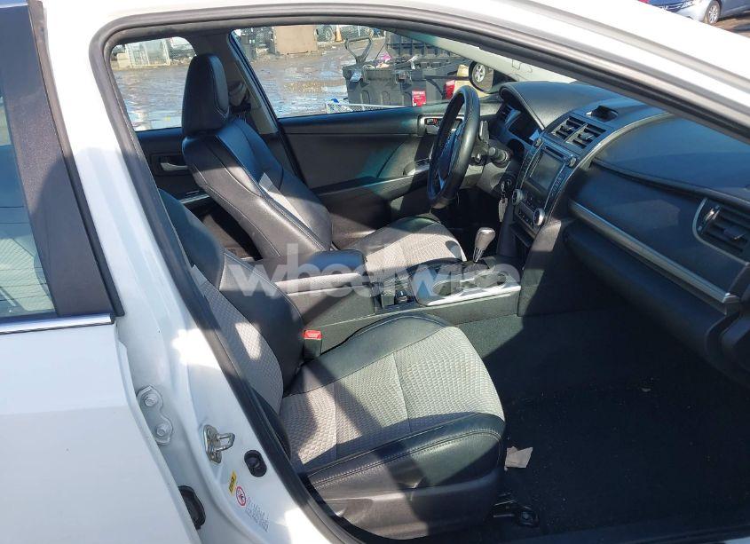 Photo 5 of 2014 Toyota Camry SE (VIN 4T1BF1FK4EU416330)