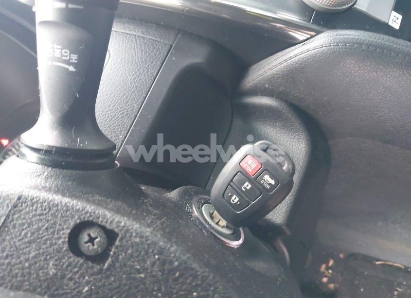 Photo 11 of 2014 Toyota Camry SE (VIN 4T1BF1FK4EU439574)
