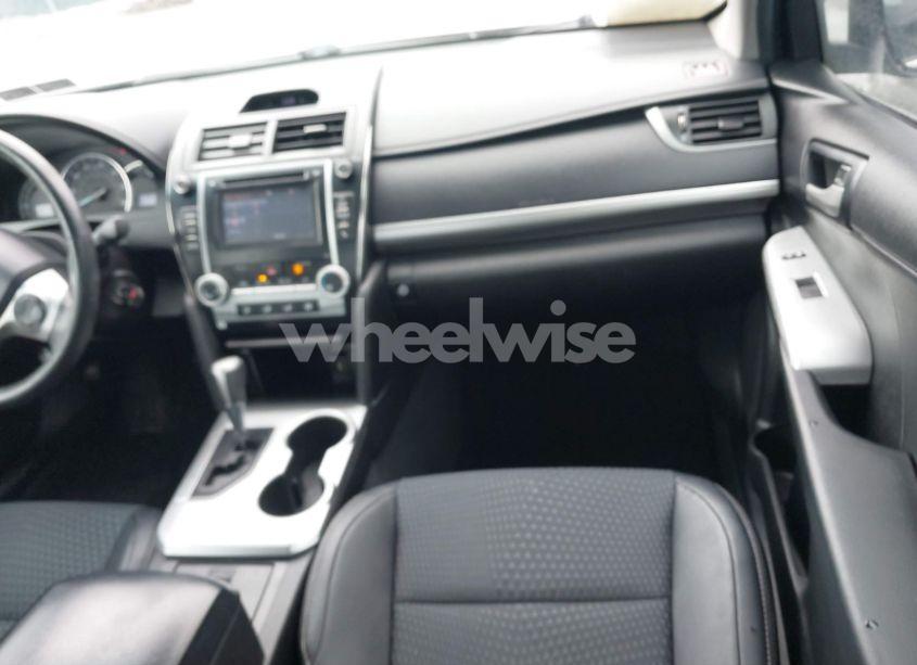 Photo 5 of 2014 Toyota Camry SE (VIN 4T1BF1FK4EU439574)