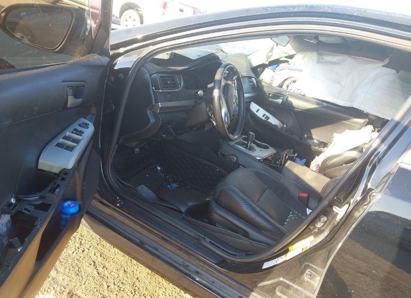 Photo 5 of 2014 Toyota Camry SE (VIN 4T1BF1FK4EU441910)