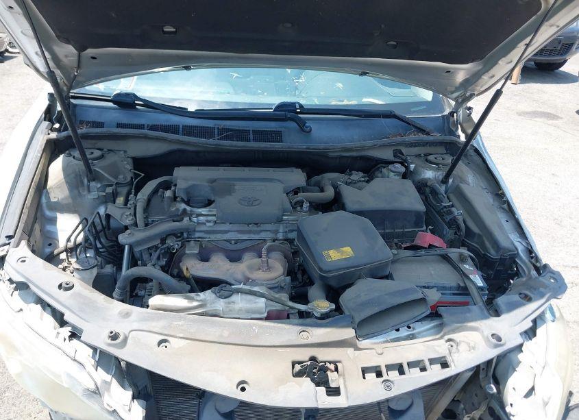 Photo 10 of 2014 Toyota Camry LE (VIN 4T1BF1FK4EU447108)