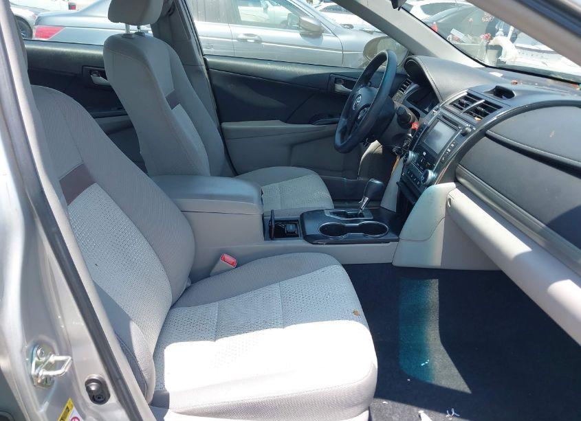 Photo 5 of 2014 Toyota Camry LE (VIN 4T1BF1FK4EU447108)
