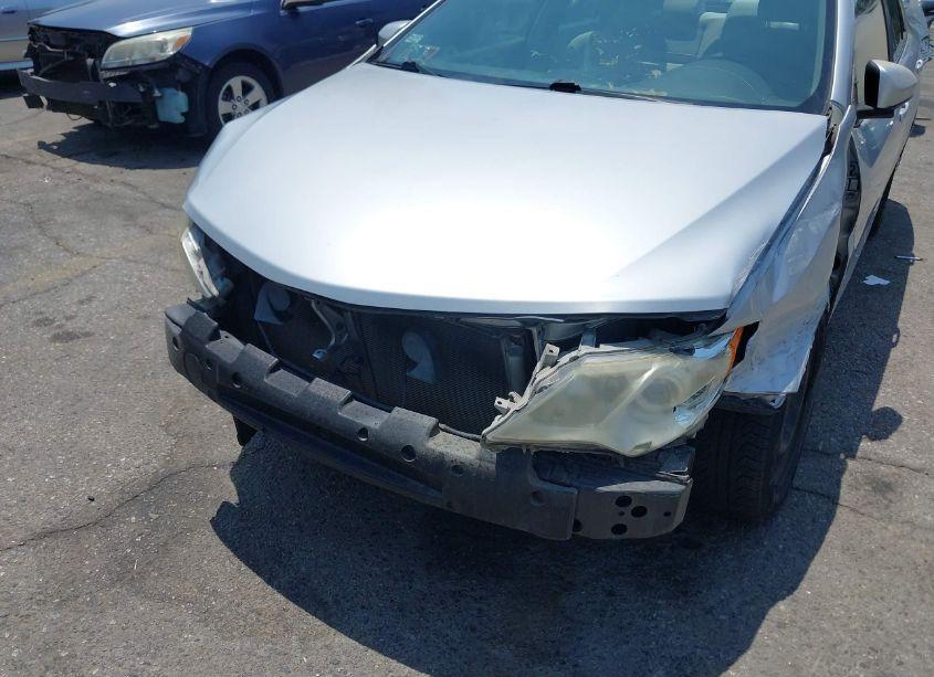 Photo 6 of 2014 Toyota Camry LE (VIN 4T1BF1FK4EU447108)