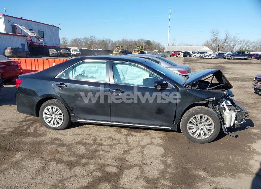Photo 13 of 2014 Toyota Camry LE (VIN 4T1BF1FK4EU459856)