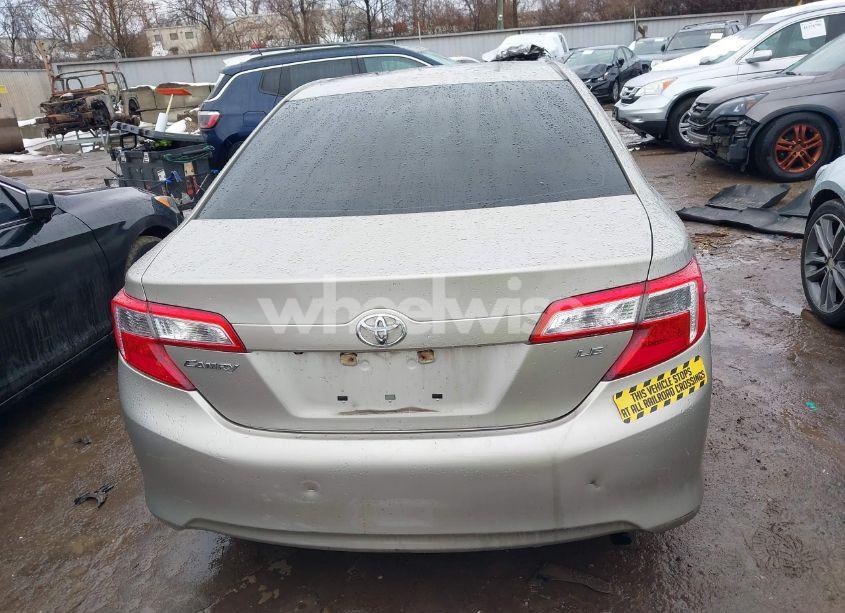Photo 16 of 2014 Toyota Camry LE (VIN 4T1BF1FK4EU466368)