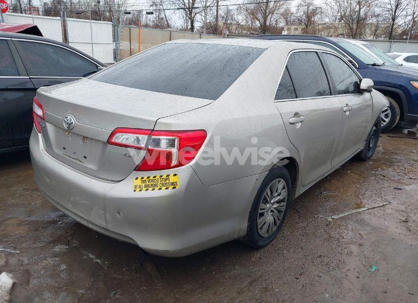 Photo 4 of 2014 Toyota Camry LE (VIN 4T1BF1FK4EU466368)