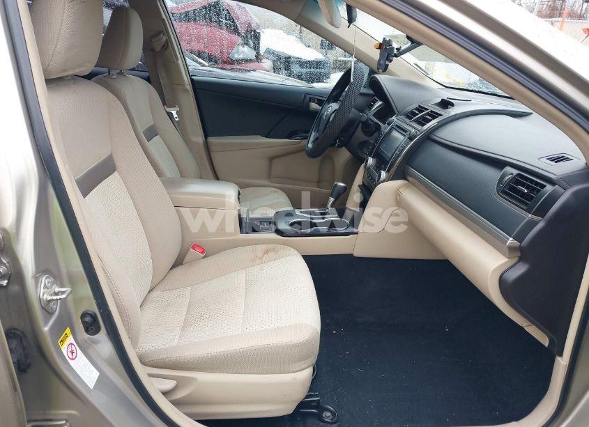 Photo 5 of 2014 Toyota Camry LE (VIN 4T1BF1FK4EU466368)