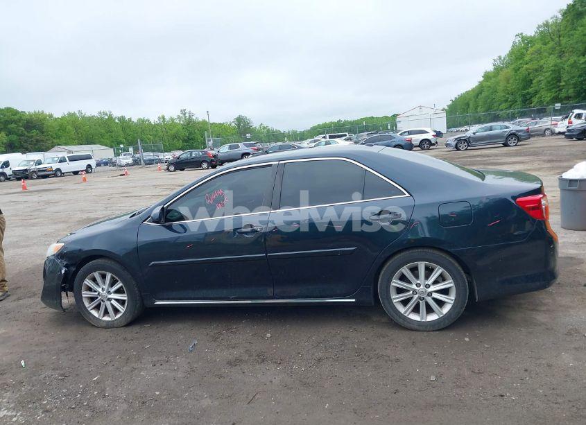 Photo 14 of 2014 Toyota Camry XLE (VIN 4T1BF1FK4EU466807)