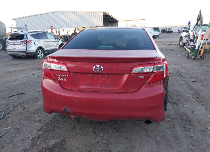 Photo 16 of 2014 Toyota Camry SE (VIN 4T1BF1FK4EU740572)