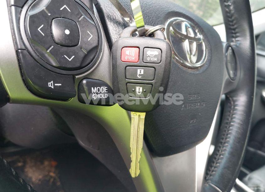 Photo 11 of 2014 Toyota Camry SE (VIN 4T1BF1FK4EU743293)