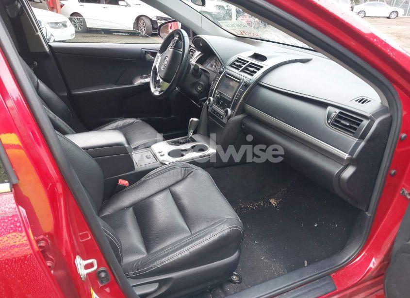 Photo 5 of 2014 Toyota Camry SE (VIN 4T1BF1FK4EU743293)