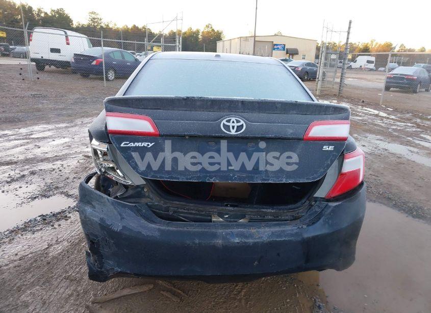 Photo 16 of 2014 Toyota Camry SE (VIN 4T1BF1FK4EU753757)
