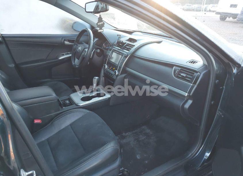 Photo 5 of 2014 Toyota Camry SE (VIN 4T1BF1FK4EU753757)