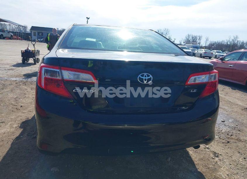 Photo 16 of 2014 Toyota Camry LE (VIN 4T1BF1FK4EU756061)