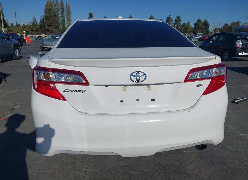 Photo 17 of 2014 Toyota Camry SE (VIN 4T1BF1FK4EU796995)