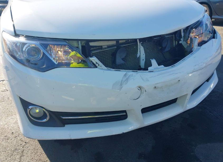 Photo 6 of 2014 Toyota Camry SE (VIN 4T1BF1FK4EU796995)