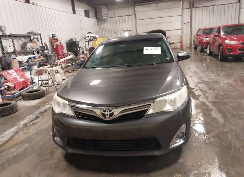Photo 12 of 2014 Toyota Camry XLE (VIN 4T1BF1FK4EU803024)