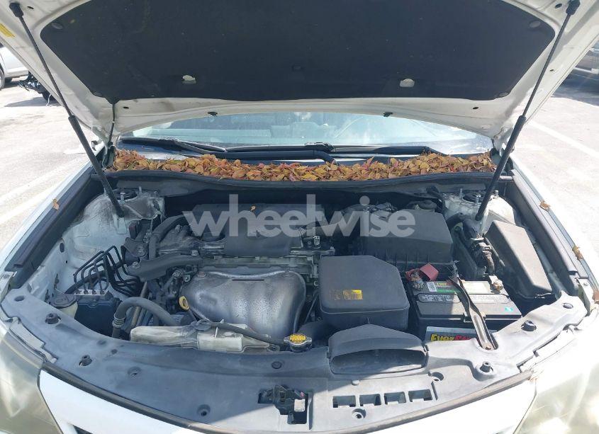 Photo 10 of 2014 Toyota Camry SE (VIN 4T1BF1FK4EU833494)