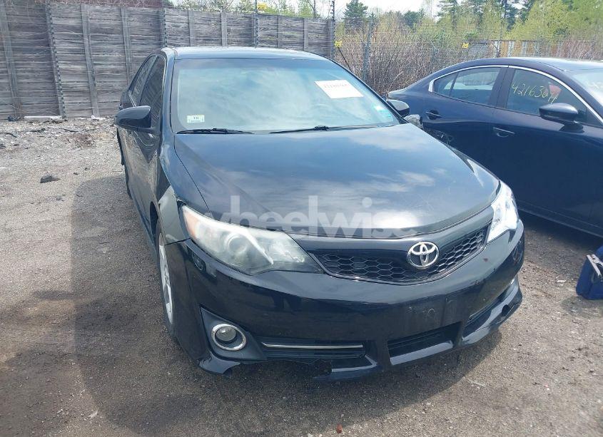 Photo 12 of 2014 Toyota Camry SE (VIN 4T1BF1FK4EU836069)