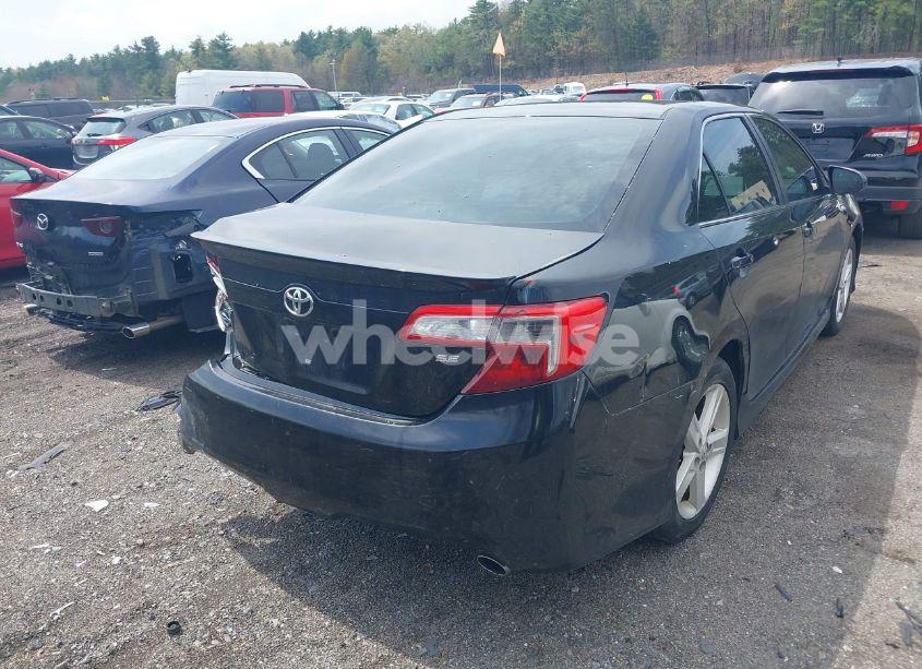 Photo 16 of 2014 Toyota Camry SE (VIN 4T1BF1FK4EU836069)