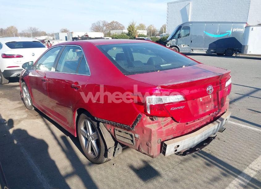 Photo 14 of 2014 Toyota Camry SE (VIN 4T1BF1FK4EU839215)