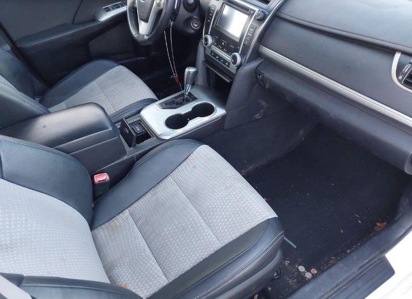 Photo 5 of 2014 Toyota Camry SE (VIN 4T1BF1FK4EU846665)