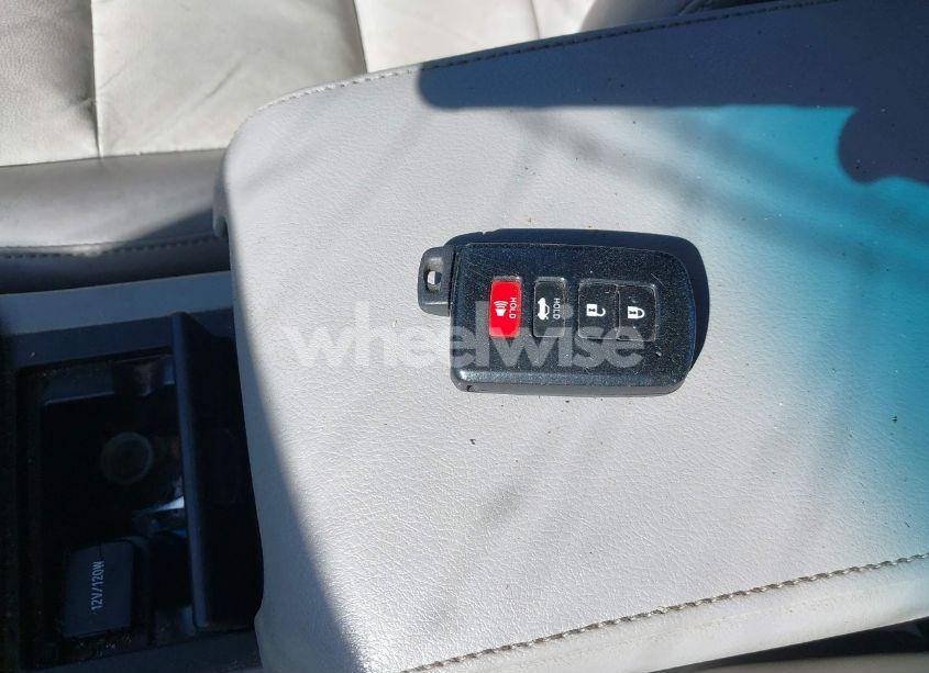 Photo 11 of 2014 Toyota Camry XLE (VIN 4T1BF1FK4EU849954)