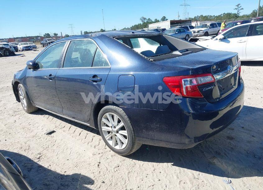Photo 3 of 2014 Toyota Camry XLE (VIN 4T1BF1FK4EU849954)